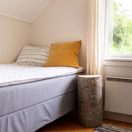 Проживание в семье Vertical - Bispen