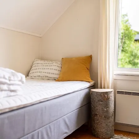 Vertical - Bispen Homestay *