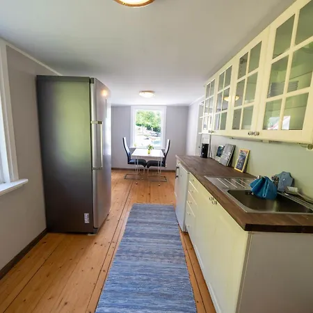 Vertical - Bispen * Ондалснес