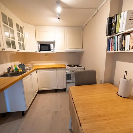 Vertical - Bispen Проживание в семье