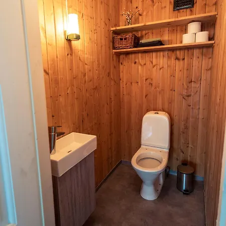 Проживание в семье Vertical - Bispen Ондалснес