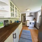 Homestay Vertical - Bispen *