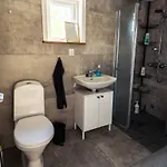 Vertical - Bispen Homestay *